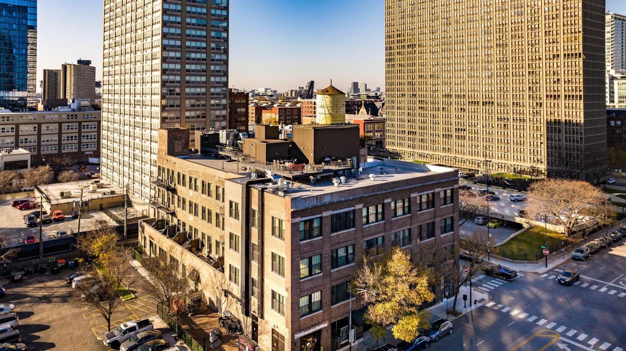 Luxery Stay Chicago - Themed Units! Close To Downtown, Mccormick Place & Wintrust Arena Exteriör bild