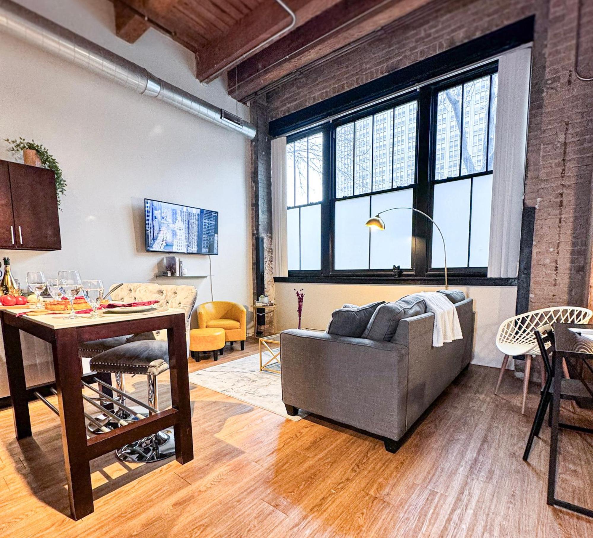 Luxery Stay Chicago - Themed Units! Close To Downtown, Mccormick Place & Wintrust Arena Exteriör bild