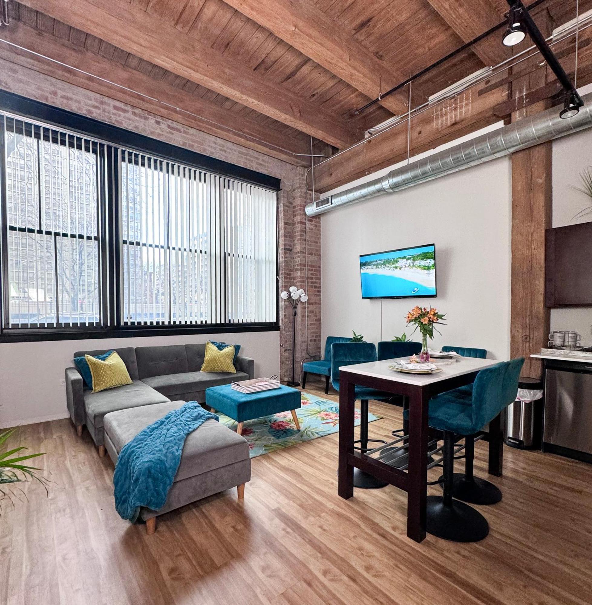Luxery Stay Chicago - Themed Units! Close To Downtown, Mccormick Place & Wintrust Arena Exteriör bild